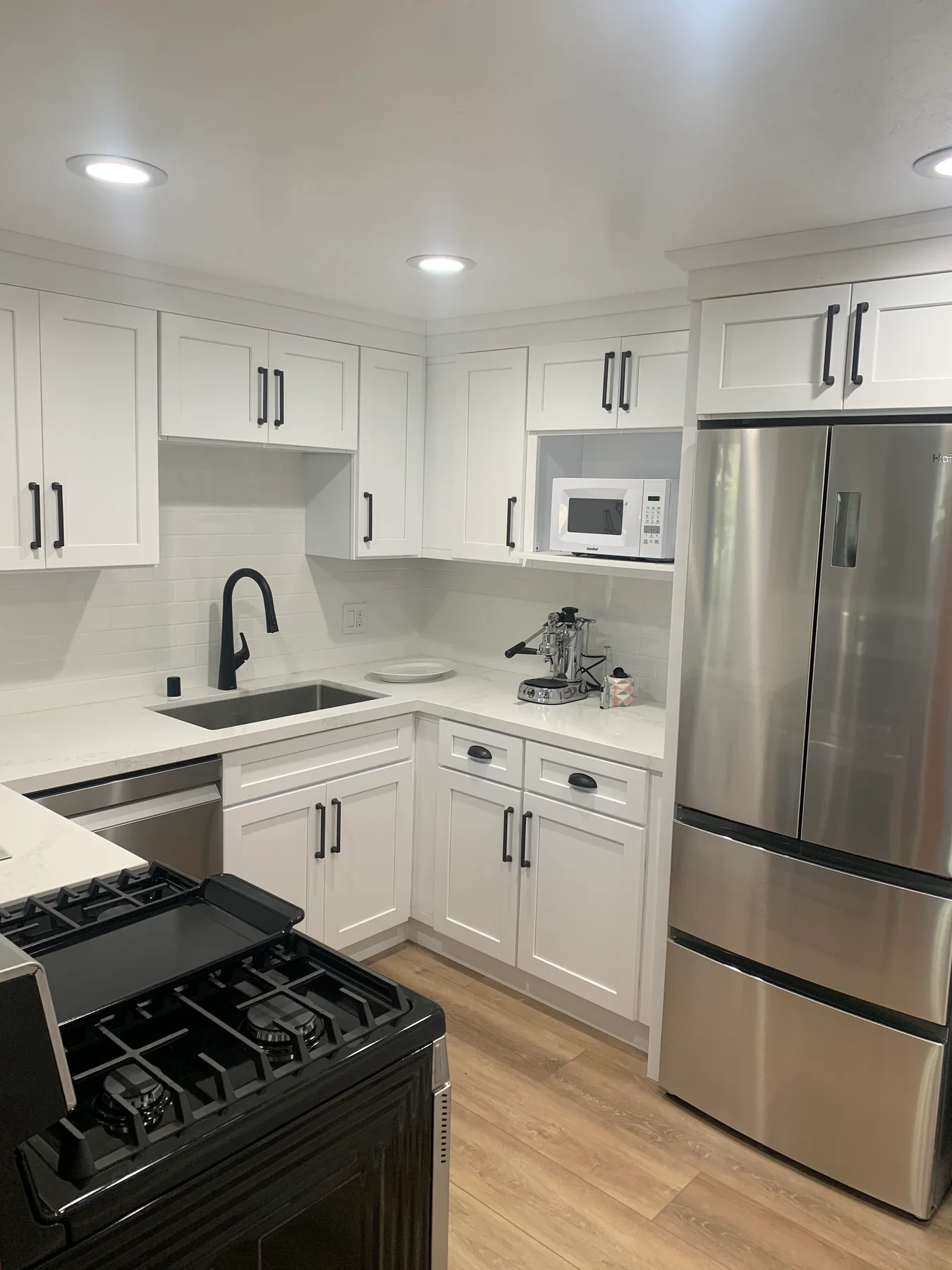 Bright Bay Area kitchen